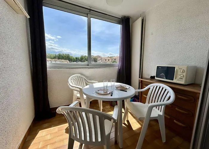 Bien Situe En Face De La Marina St Cyprien Sc895-145 *